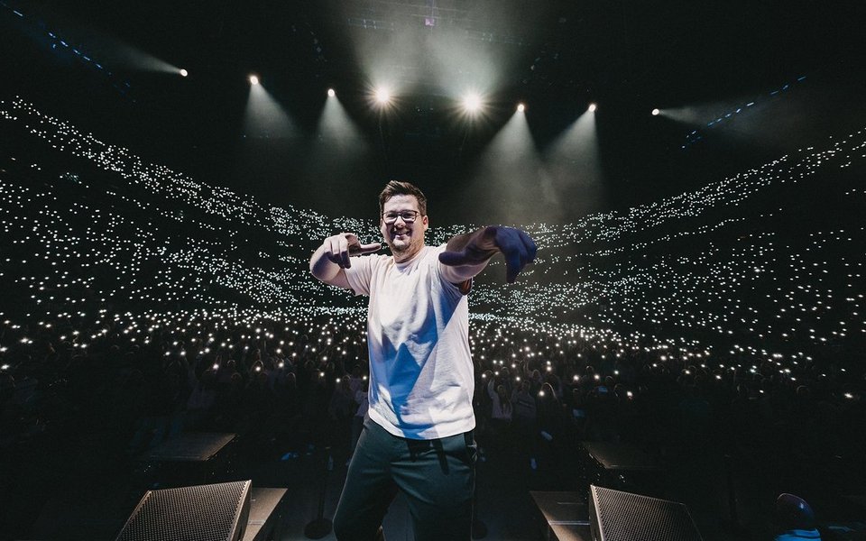 Logenticket Chris Tall – KEEP LAUGHING am 12.12.2026 – VIP-Ticket Logenticket Chris Tall – KEEP LAUGHING am 12.12.2026 – VIP-Ticket